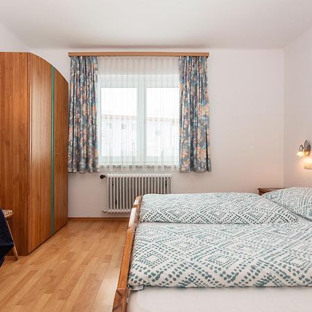 Ferienhaus Alpenrose บรุค อันแดร์ โกรสส์กลอคเนอร์ชตราสเซอ ภายนอก รูปภาพ