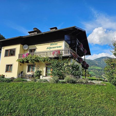 Ferienhaus Alpenrose บรุค อันแดร์ โกรสส์กลอคเนอร์ชตราสเซอ ภายนอก รูปภาพ