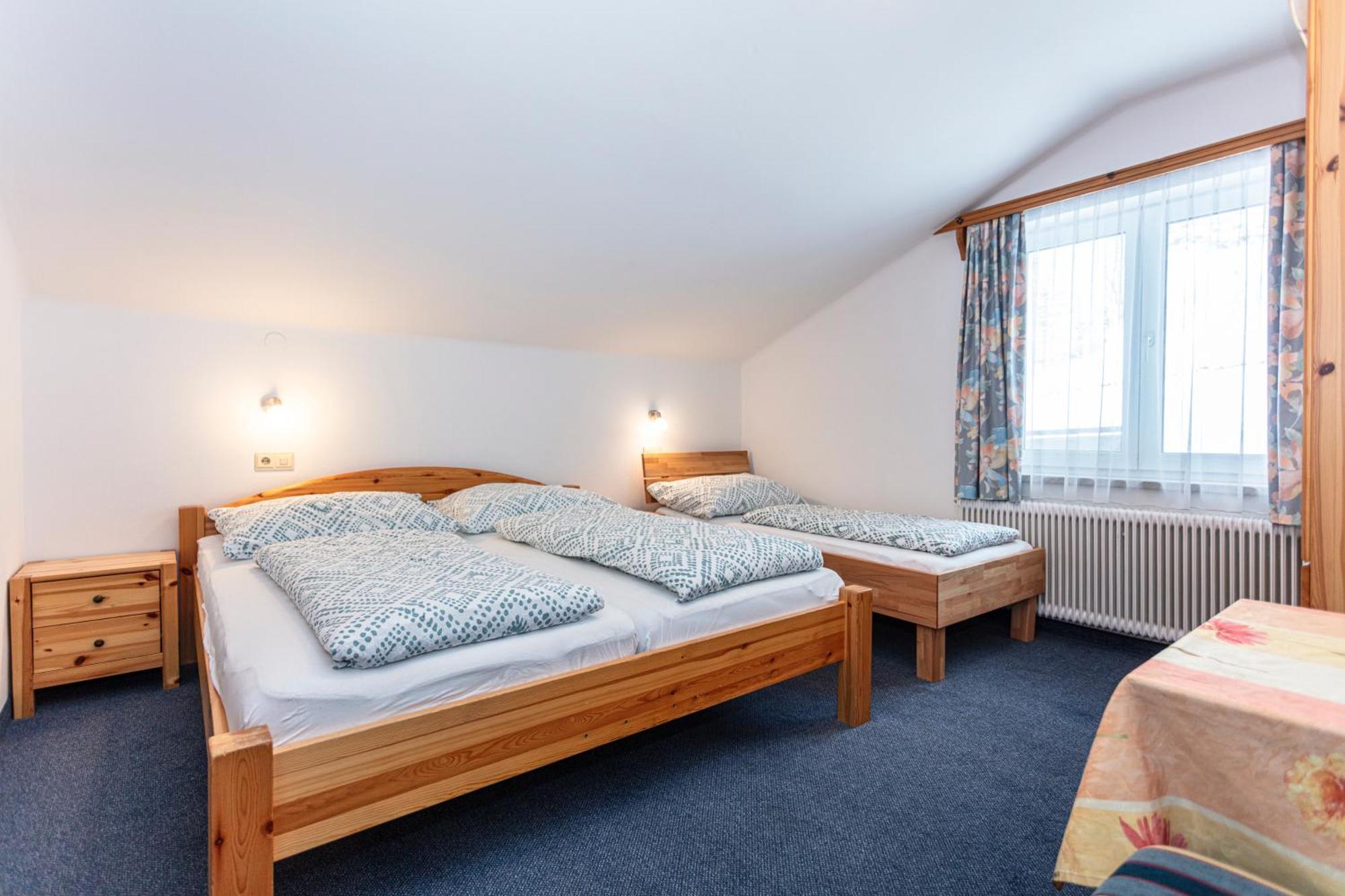 Ferienhaus Alpenrose บรุค อันแดร์ โกรสส์กลอคเนอร์ชตราสเซอ ภายนอก รูปภาพ