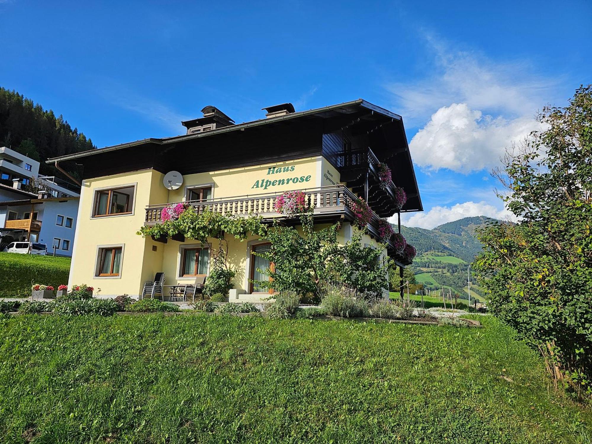 Ferienhaus Alpenrose บรุค อันแดร์ โกรสส์กลอคเนอร์ชตราสเซอ ภายนอก รูปภาพ